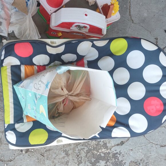 Baby clothes ad Toys 150 for clothes and toys 100 for All shoes 150 obo